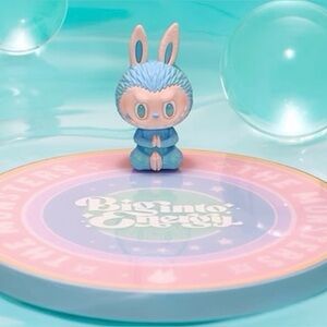 Pop Mart’s Monsters Big Into Energy Wireless Charger!